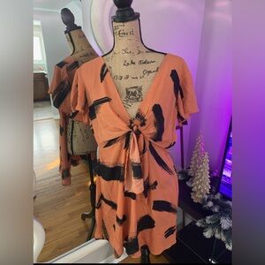 Forever 21 Orange and Black Tie-Front Dress